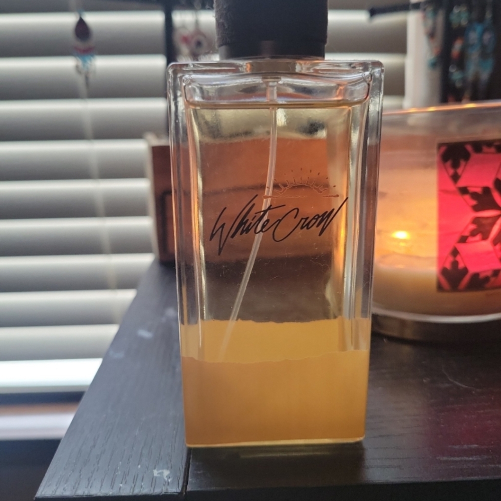 White crow perfume from buckle used few times